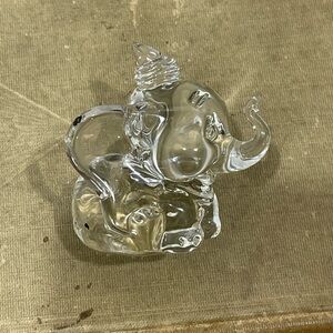 Disney crystal figurine: Dumbo the elephant